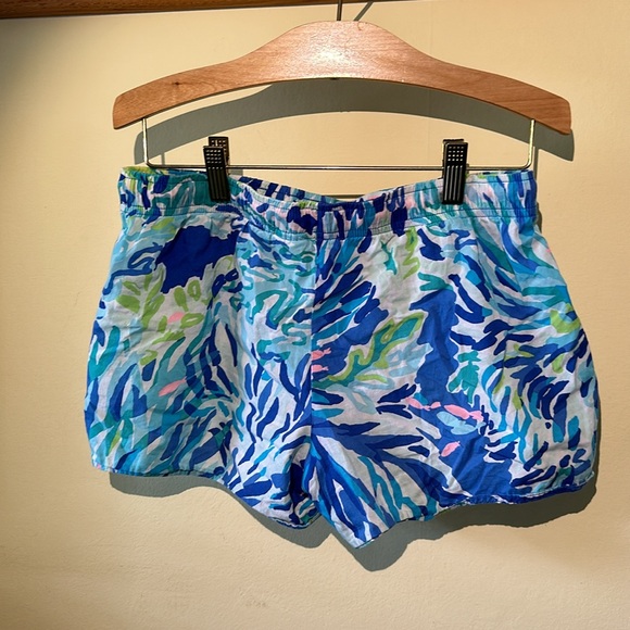 Lilly Pulitzer Girls Cotton Shorts, size XL - Picture 2 of 4